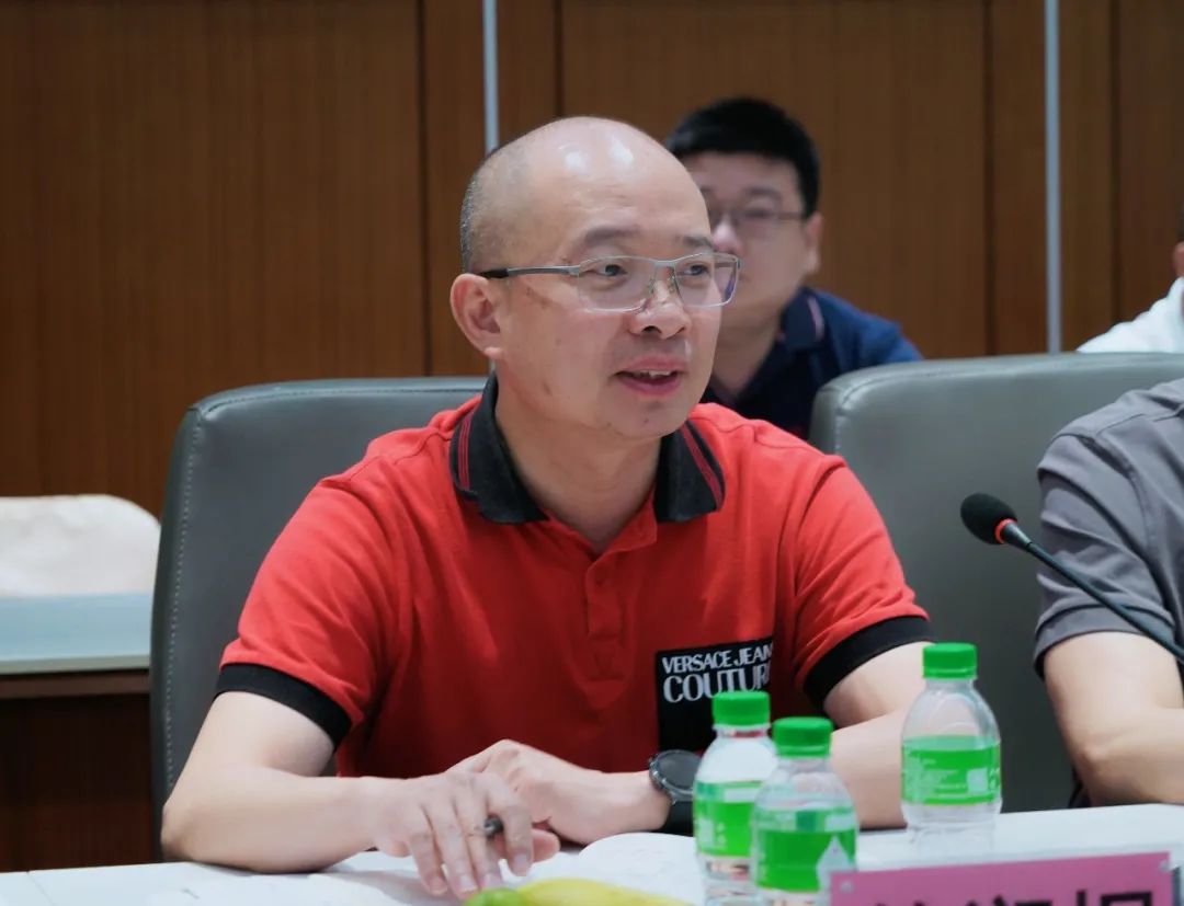 新明珠集團副總裁、研發制造中心總經理簡潤桐圖片